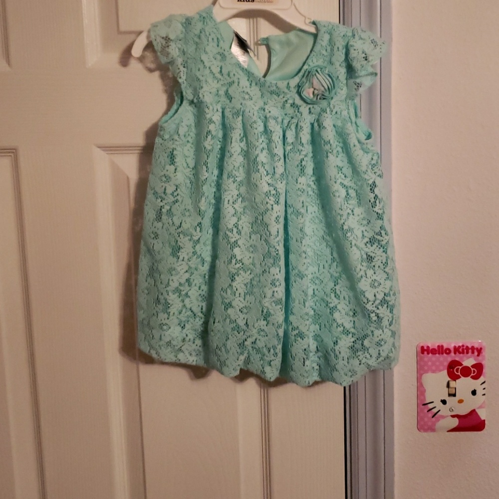 Girls dress